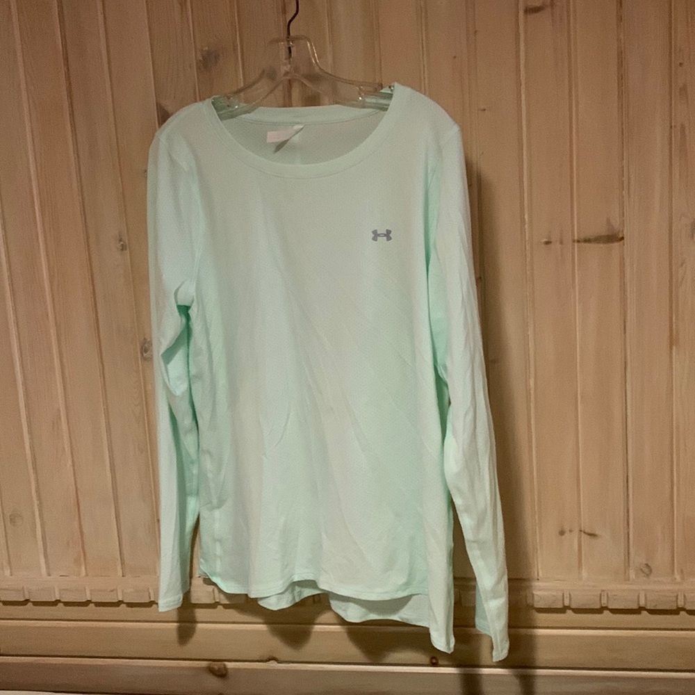 Under Armour heat gear tee